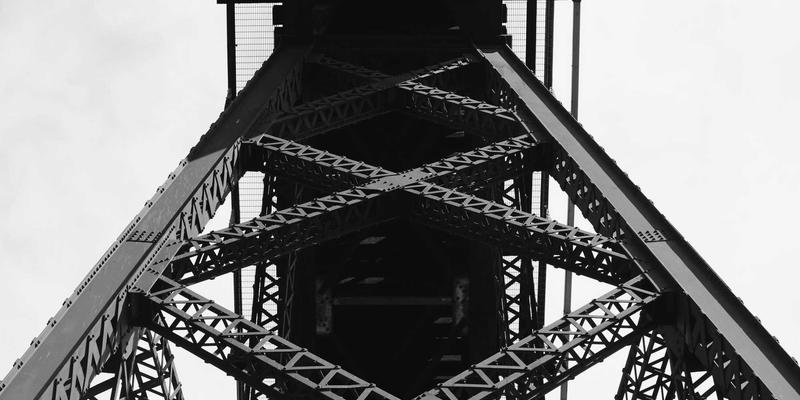 深度思考与思想碰撞：如何通过高质量交流实现认知跃迁